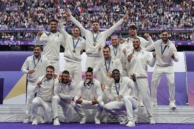 デュポンが仏に金第1号もたらす パリ五輪7人制ラグビー男子