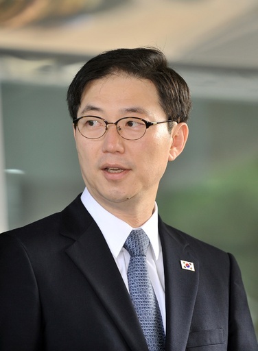 韓国、北朝鮮の非核化達成されれば平和条約締結目指す