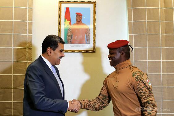 西アフリカ3か国の軍事政権、米国によるマドゥロ氏排除を「侵略」と非難