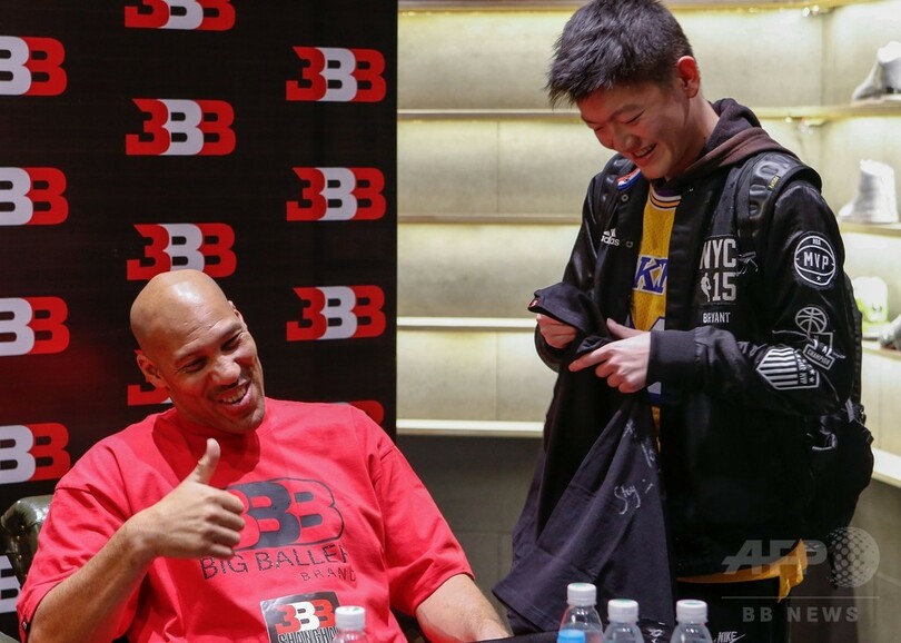 中国で逮捕のボール家次男ら、大統領の助力もあり帰国