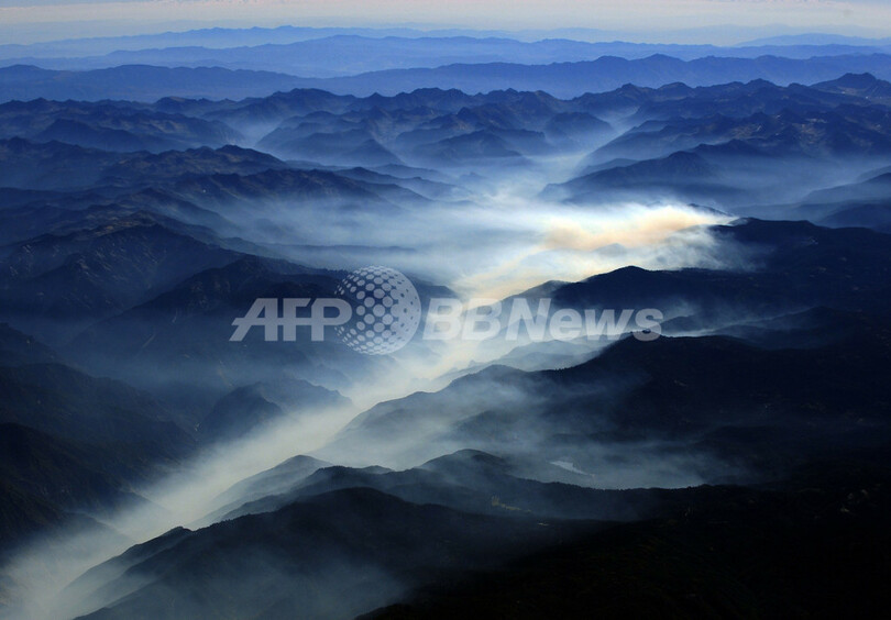 霧のシエラネバダ山脈 米国 写真3枚 国際ニュース Afpbb News