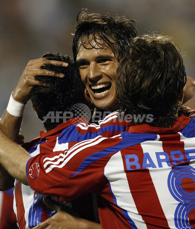 パラグアイ コロンビアを下し初戦を白星で飾る