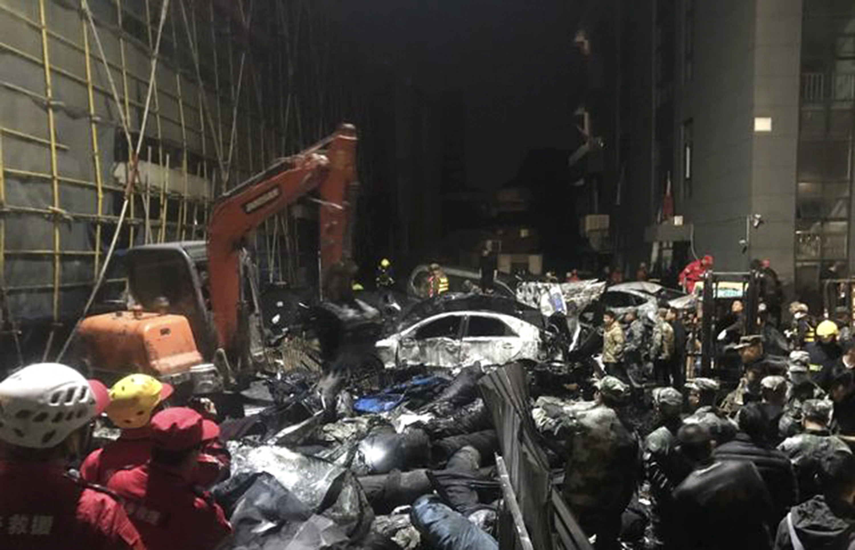 染色会社で汚水タンク崩壊事故 死者が9人に 中国・浙江省 染色会社で汚水タンク崩壊事故 死者が9人に 中国・浙江省