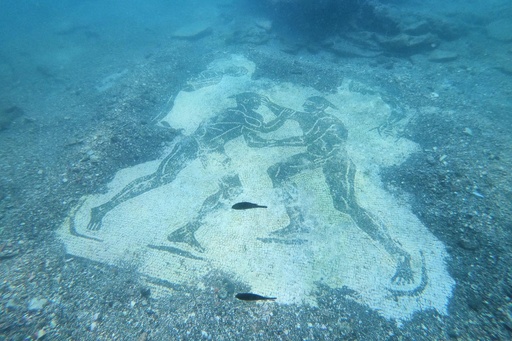 海に沈んだ古代ローマの温泉地 ダイバーに人気 イタリア 写真37枚 国際ニュース Afpbb News