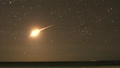オーストラリア上空で大気圏に突入して燃える小惑星探査機「はやぶさ（Hayabusa）」（2010年6月13日撮影。同14日公開）。(c)AFP/JAXA