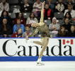 10-11フィギュアスケートGPシリーズ第2戦、スケート・カナダ（2010 Skate Canada International）女子シングル・ショートプログラム（SP）。58.24点でトップに立ったシンシア・ファヌーフ（Cynthia Phaneuf、カナダ）。（2010年10月29日撮影）(c)AFP/GEOFF ROBINS