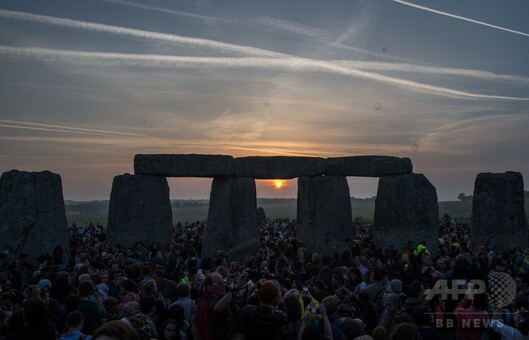 ストーンヘンジ 昼食と中国語ガイド付き | ストーンヘンジ、ウィンザー城