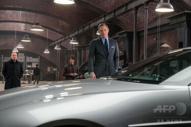 トム・フォード、007最新映画でジェームズ・ボンドの衣装をデザイン