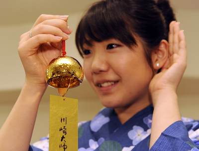 聞こえる音色も100万円？18金の風鈴