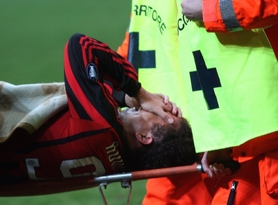 ロナウド 左膝負傷で選手生命の危機