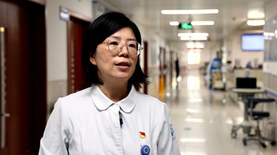 看護師が理髪店から飛び出して人命救助=中国