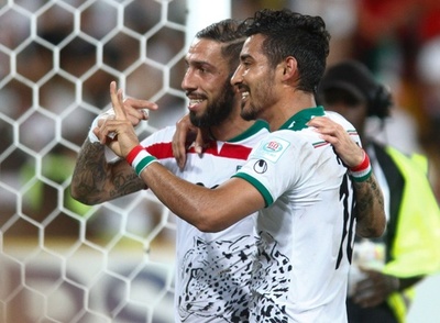 イランが首位通過決めるも、敵将は佐藤主審の判定に異議「あれはオフサイド」