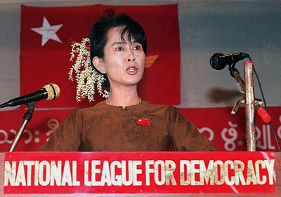 スー・チーさん率いるミャンマー最大野党NLDが解党
