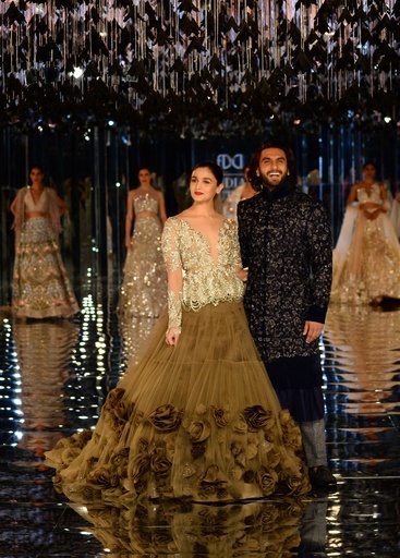 インド・クチュール・ウィーク2017、「マニッシュ・マルホトラ」新作