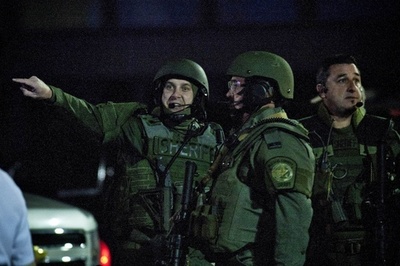 ショッピングモールでの発砲事件、容疑者が自殺 米NJ州