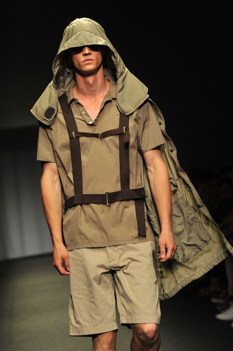 ＜12年春夏ミラノ・メンズコレクション＞ニコル ファーリ
