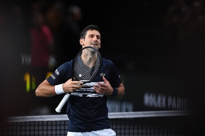 体調不良のジョコビッチが辛勝、ナダルも3回戦へ パリ・マスターズ