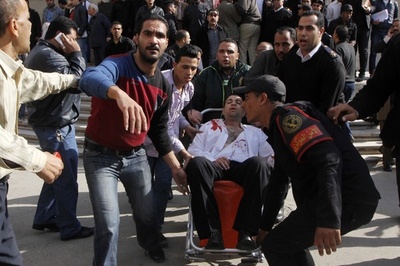 エジプト最高裁前で爆弾爆発、11人死傷