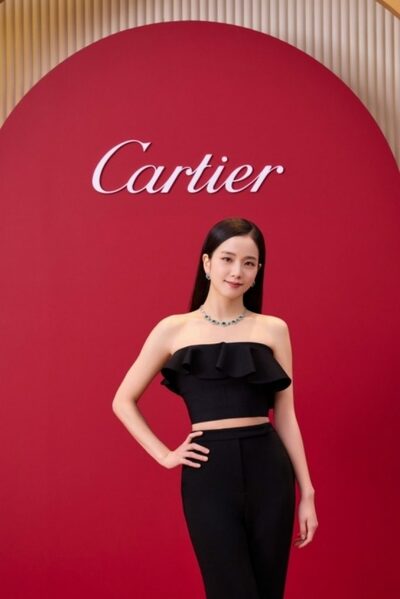 BLACKPINKジス写真公開、カルティエのイベントに登場