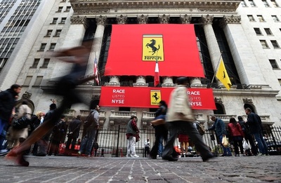 フェラーリ、NYで上場 銘柄コードは「RACE」