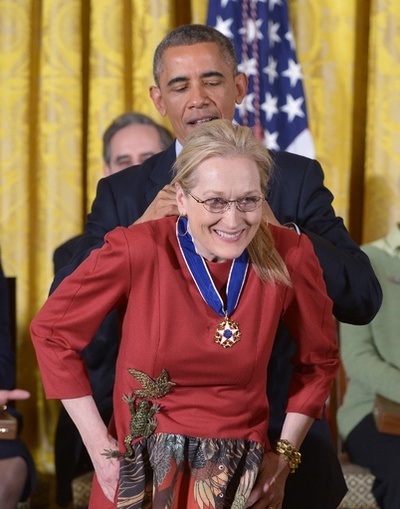 オバマ米大統領、女優M・ストリープに「愛」告白？