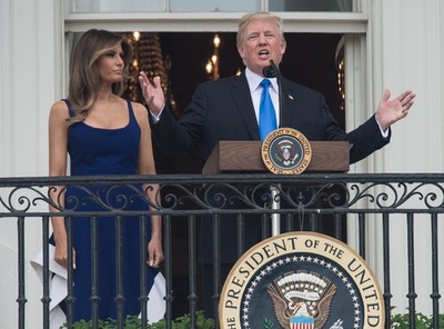 トランプ氏、自身を賛美する聖歌を投稿 大統領選のスローガン使用