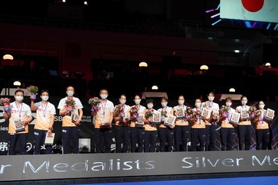 バド国・地域別対抗戦、日本女子は準V 男子は3位