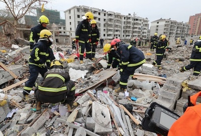 中国の寧波で大規模爆発、少なくとも2人死亡 建物の倒壊も  国営メディア