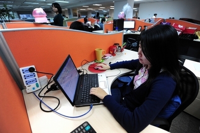 PDF文書に書き込める「ニトロPDFリーダー」、無償提供開始