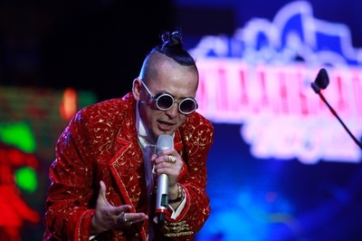 モンゴルの有名ラッパー、ロシア外交官から暴行か