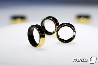 韓国ウェアラブル市場25％縮小…“反転カード”は「ギャラクシーリング」