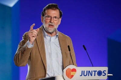 スペイン首相、「民主的で自由」なカタルーニャを取り戻すよう呼びかけ