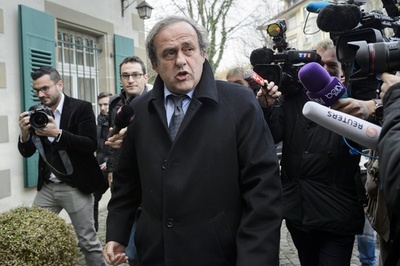 プラティニ氏、FIFA倫理委員会での聴聞会を欠席へ