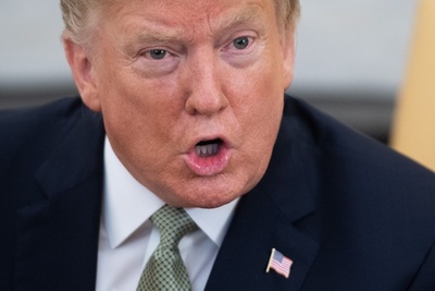 米上院、国境非常事態を無効化 トランプ氏「拒否権」宣言