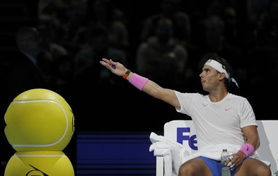 ナダルがATPファイナルズ黒星発進、ズベレフは本調子復活に上機嫌