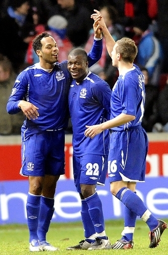 エバートン アウェーでSKブランに勝利