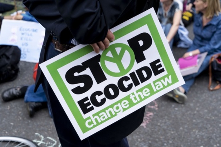 「気候正義」で訴えられる世界の国や企業 