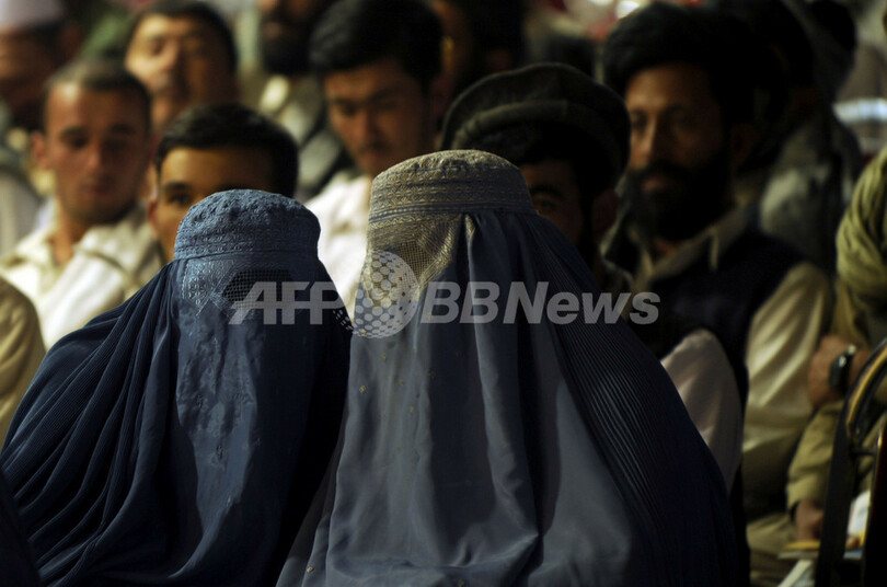 マスード元国防相追悼集会でカルザイ大統領演説