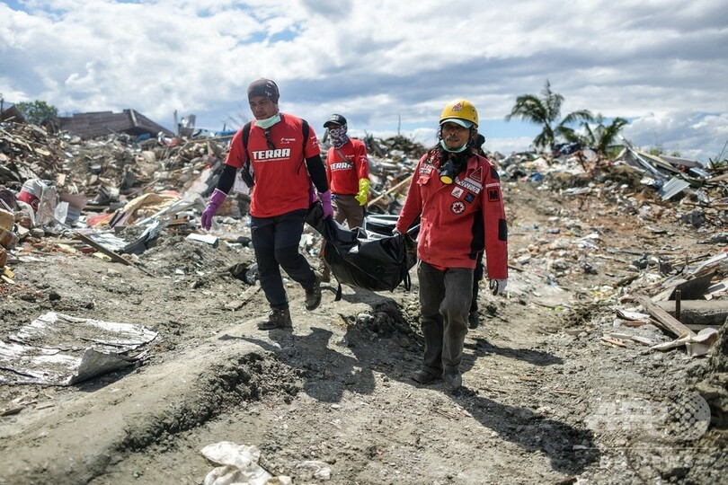 スラウェシ島地震・津波、捜索打ち切り 現在も5000人が行方不明