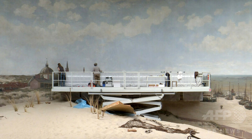 150年前のビーチが目の前に…！ 室内に広がる世界最古のパノラマ画 オランダ