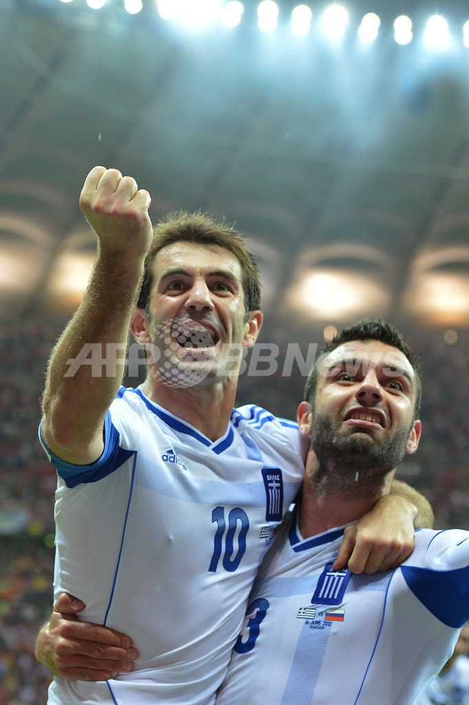 ギリシャが準々決勝進出、ロシアは敗退 サッカー欧州選手権