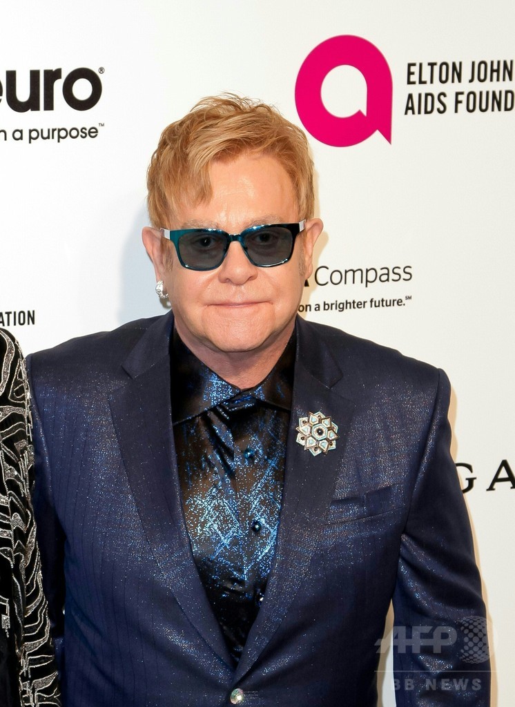 エルトン・ジョン、セクハラ疑惑を全面否定 元警護員が訴訟 エルトン・ジョン、セクハラ疑惑を全面否定 元警護員が訴訟