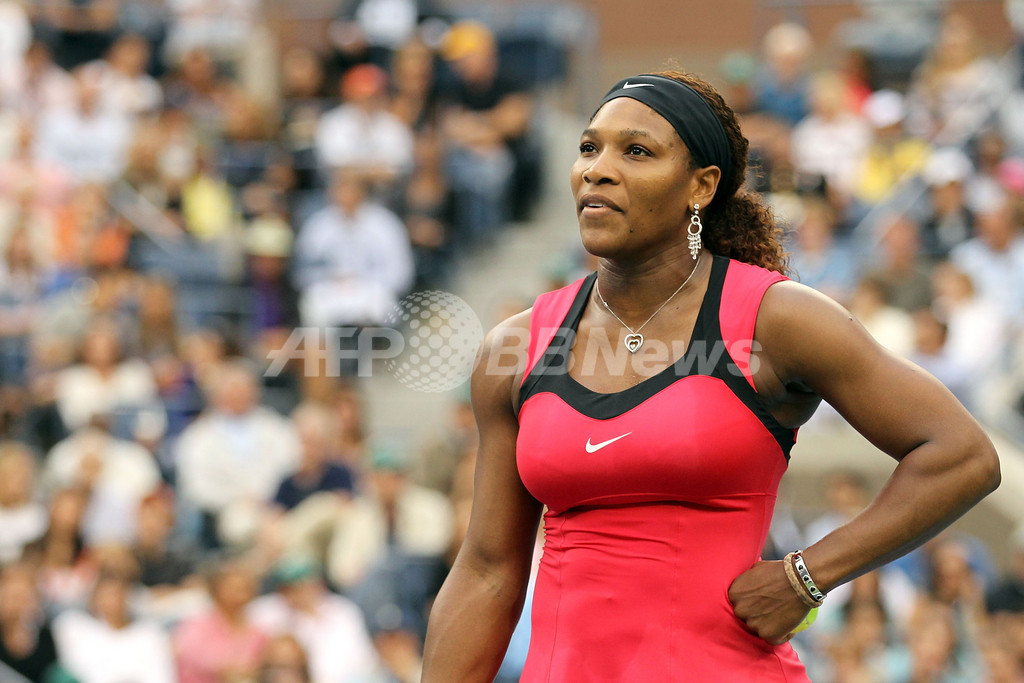 セレーナ 全米オープン決勝での暴言で2000ドルの罰金 セレーナ 全米オープン決勝での暴言で2000ドルの罰金