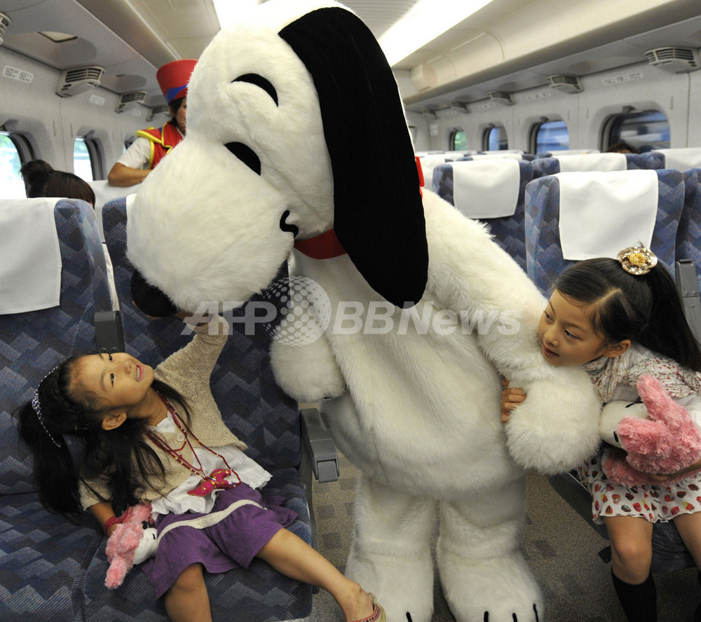 スヌーピーと新幹線でユニバーサル・スタジオへ 写真5枚 国際ニュース