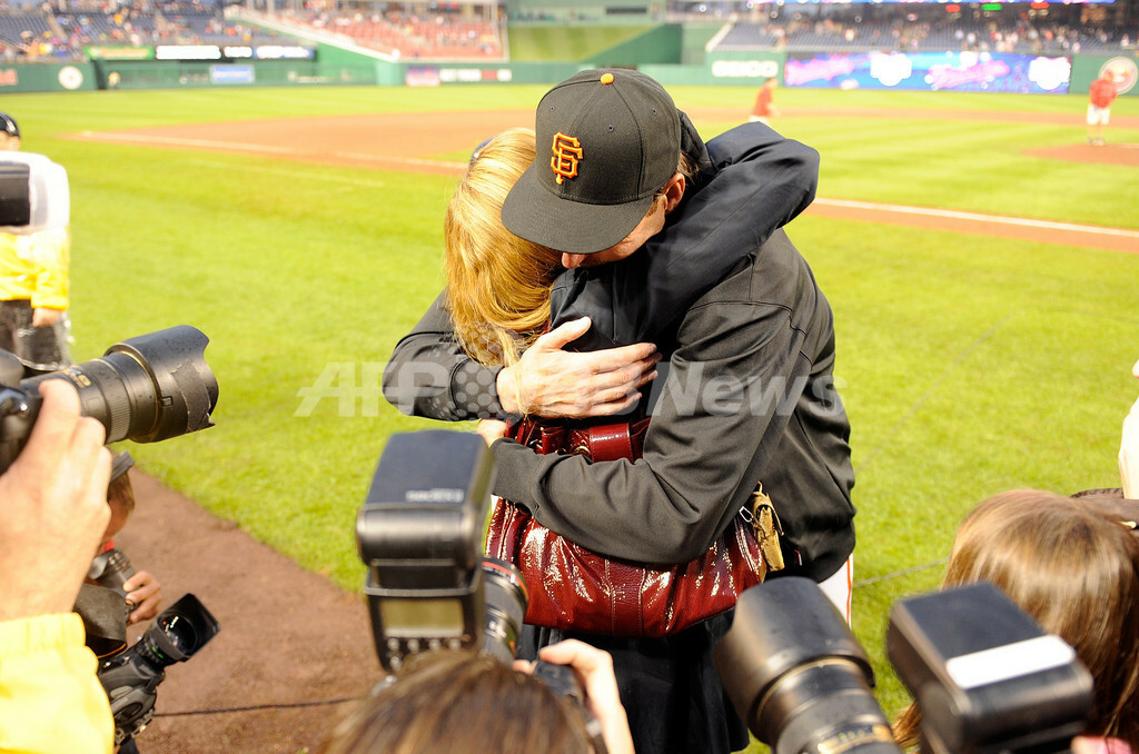 ランディ・ジョンソン メジャー通算300勝を達成 写真20枚 ファッション