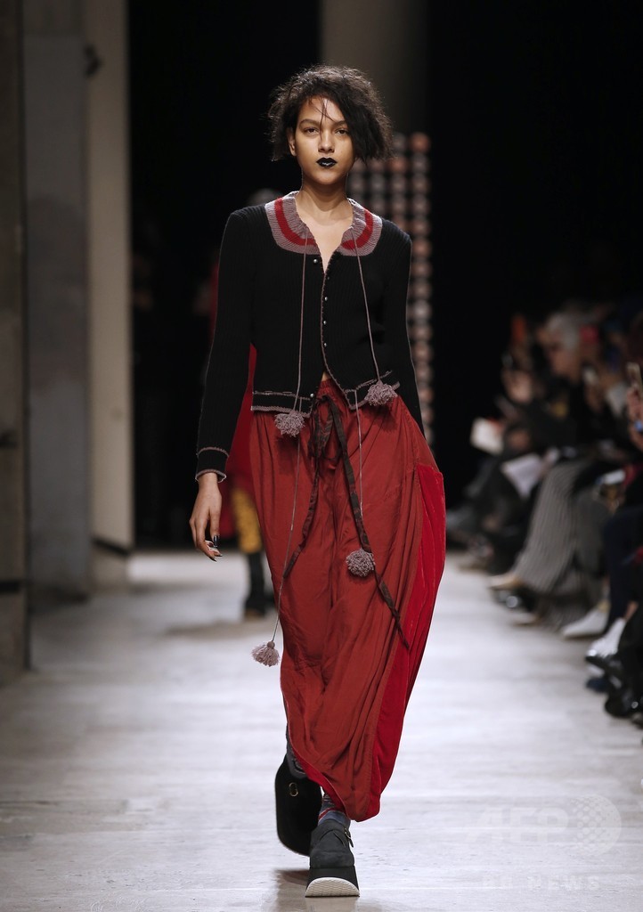 「アンドレアス・クロンターラー フォー ヴィヴィアン・ウエストウッド」16/17年秋冬