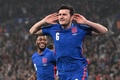 2022年サッカーW杯カタール大会欧州予選グループI、イングランド対アルバニア。先制点を喜ぶイングランドのハリー・マグワイア（2021年11月12日撮影）。(c)Glyn KIRK / AFP
