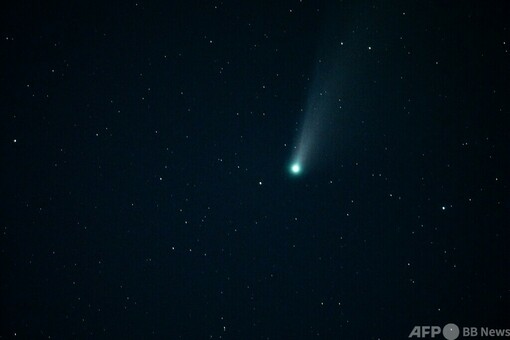 写真特集】太陽系の果てから飛来する「ほうき星」 写真34枚 国際