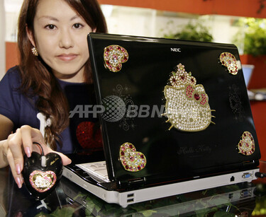NEC、豪華ハローキティモデルPC第2弾を発表 写真3枚 国際ニュース