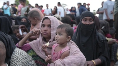 動画:ロヒンギャ難民147人、インドネシアに漂着